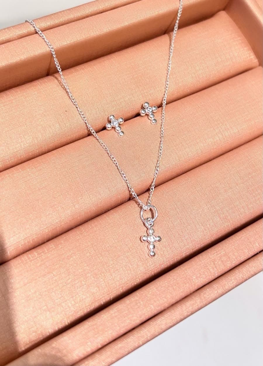 Conjunto cruz c/ponto de luz