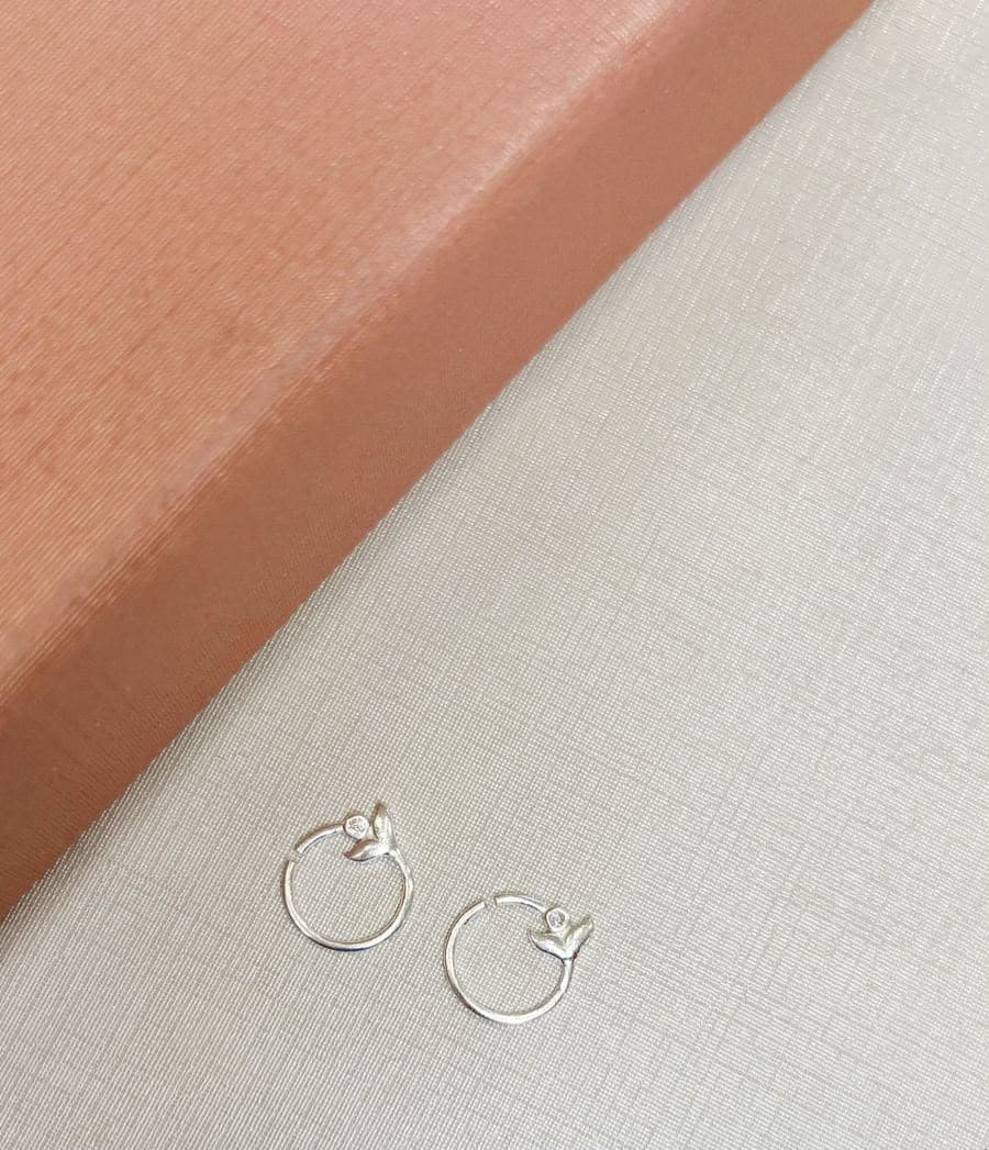 Piercing hélix sereia