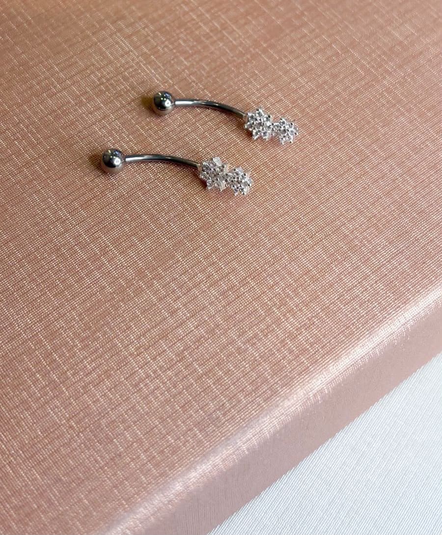 Piercing umbigo estrela