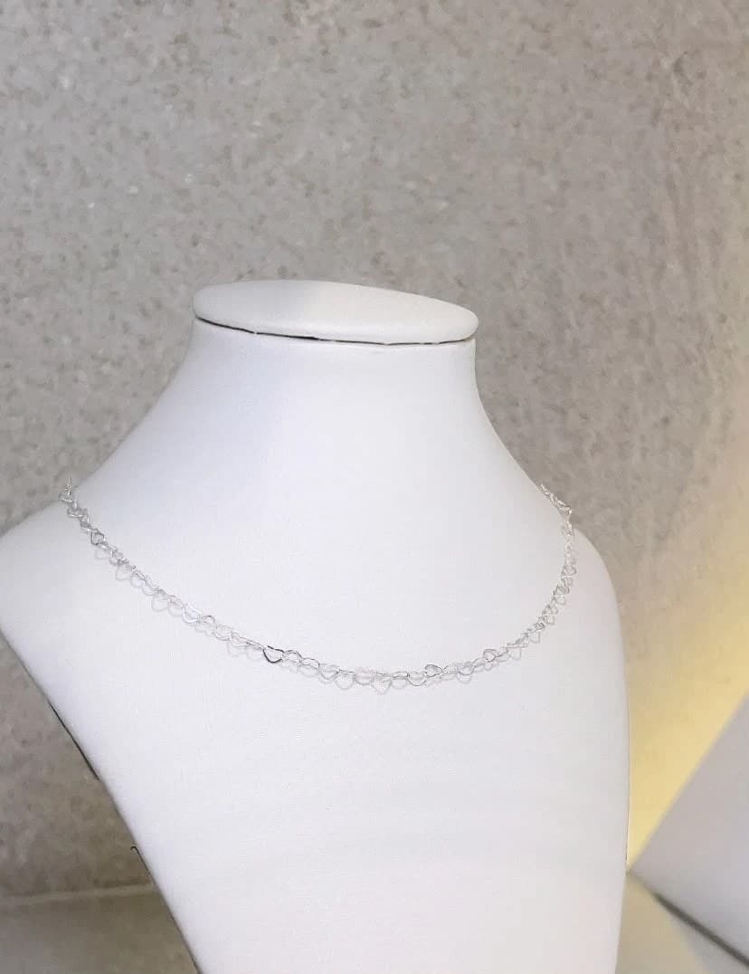 Chocker de coração vazado